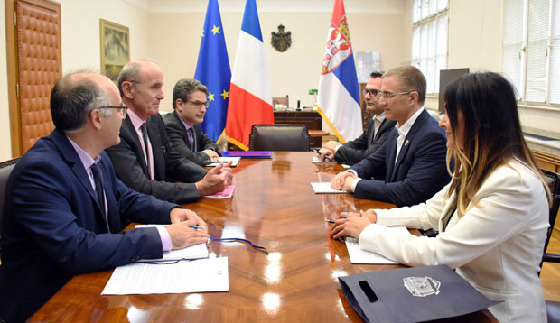 Стефановић и амбасадор Француске о сарадњи у области унутрашњих послова