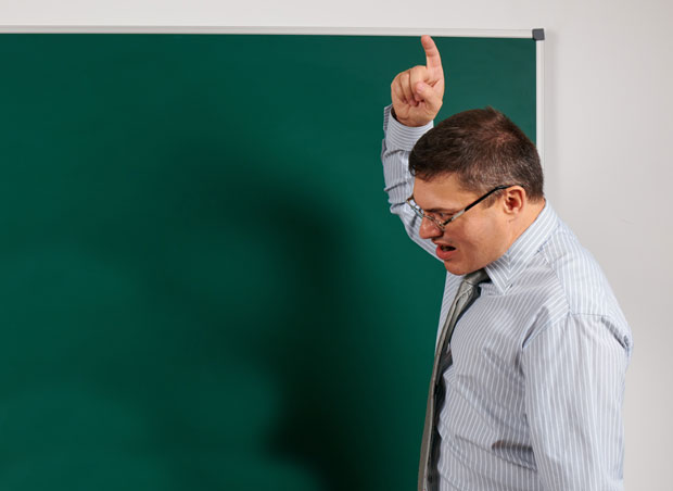 ИНЦИДЕНТ У ЗРЕЊАНИНУ: Упао у школу и претио учитељици да ће остати без главе, јер му је ћерка плакала