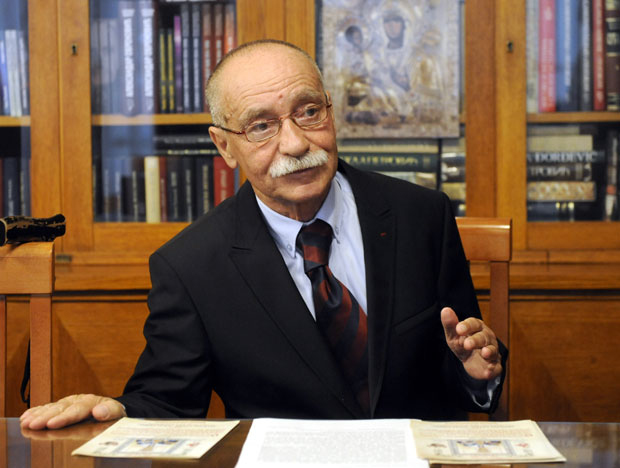 Песник пева једино о ономе што живи