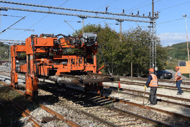 Километри нових шина уз обилазницу