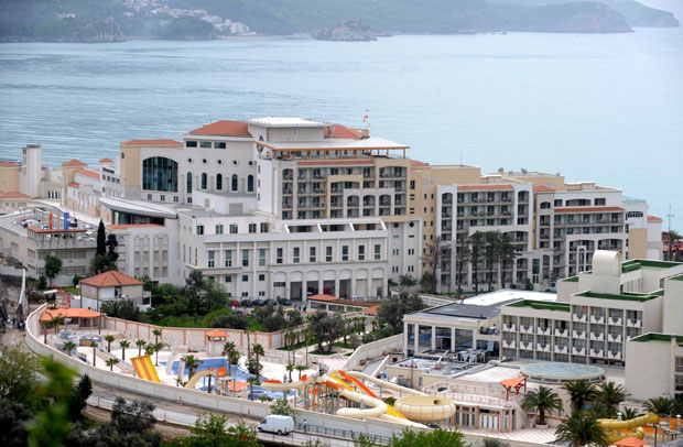 БЕЗ ОБЗИРА НА КАТЕГОРИЈУ И РЕГИОН ГДЕ СЕ НАЛАЗЕ: Нижа стопа ПДВ важиће за све хотеле у Црној Гори