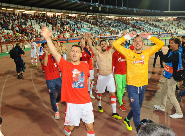 ТРИЈУМФ ДОНЕО МИЛИОНЕ: Звезда наплатила успех