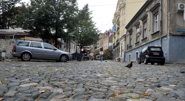 Скадарлија као паркиралиште 