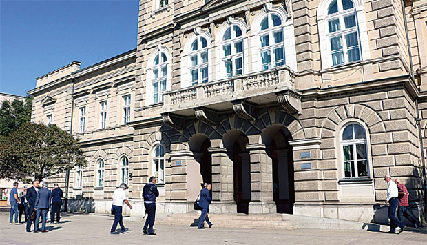 АФЕРА ИНДЕКС: Суђења одлагали и штрајкови и поплаве