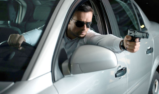 ВАТРЕНИ ОБРАЧУН У КРАГУЈЕВЦУ: Пуцано из “џипа” на “смарт”, у току потрага полиције