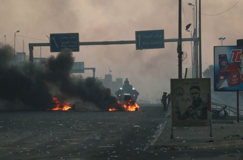 Наоружане особе упале у редакције телевизијских станица у Багдаду