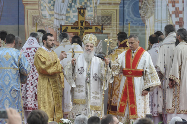 ПОСЛАНИЦА ПАТРИЈАРХА ПОВОДОМ ЈУБИЛЕЈА СПЦ: Ходимо Савиним траговима!
