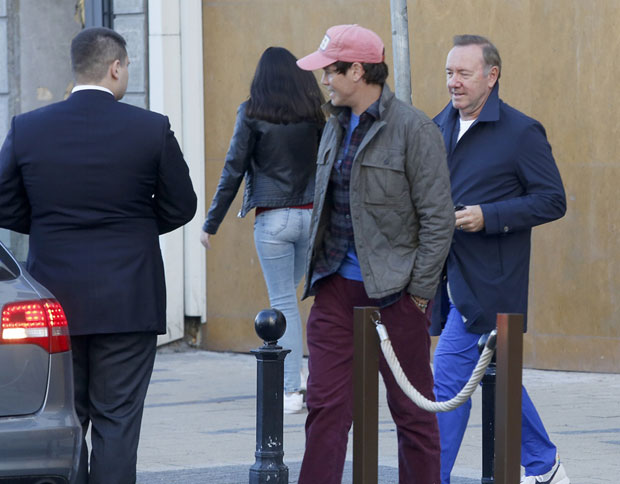 КЕВИН СПЕЈСИ УСЛИКАН СА ЕВАНОМ ЛОВЕНШТАЈНОМ: И менаџер и љубавник? (ФОТО)