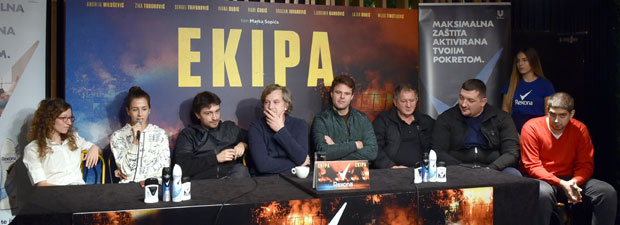 ПРИЧА О ФУДБАЛУ И ЉУБАВИ: Екипа 23. октобра у Центру Сава