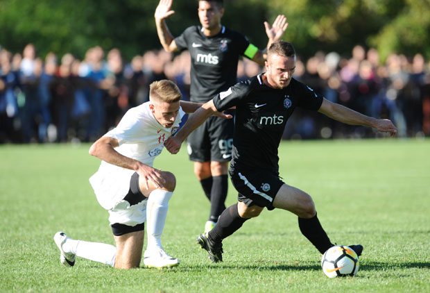 ИВАНОВИЋ ВАЛОКОВИМ СТОПАМА: Офанзивни везиста Партизан први петоструки стрелац клуба после 63 године