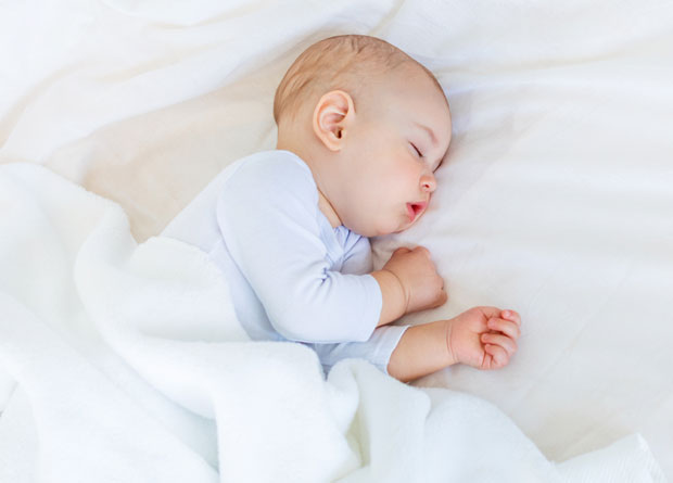 ГРАДОНАЧЕЛНИК ЧЕСТИТАО: Рођена прва беба у новом породилишту у Лазаревцу