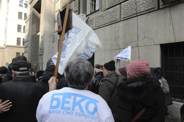 Акционарима Бека леже 2,5 милиона евра