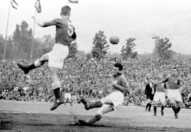 НЕДОДИРЉИВИ СТЈЕПАН БОБЕК: Наш рекорд по броју голова за сениорску репрезентацију трећи по старости У Европи