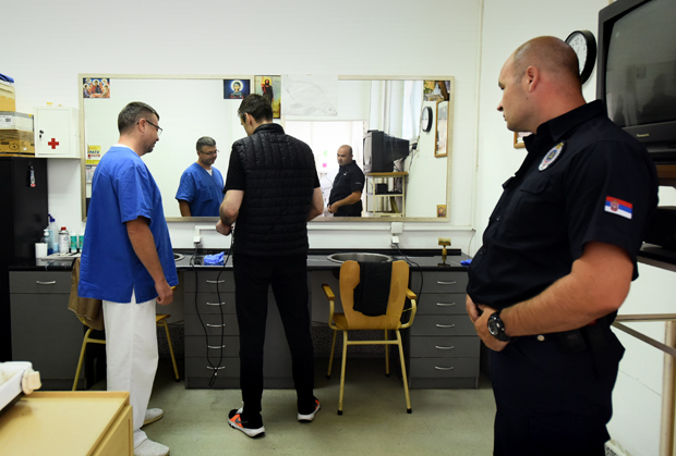 Кадa изађем из ЦЗ бићу фризер: Све више затвореника обучава се за дефицитарна занимања