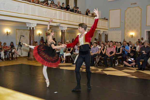 Изложбе, филмови, концерти и представе: Шта све чека посетиоце Каравана игре