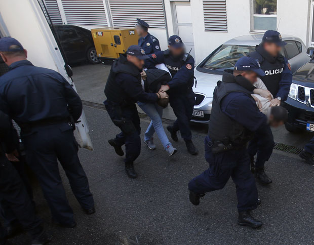 Украли уље са трафоа на далеководу: Ухапшен син бившег председника општине!