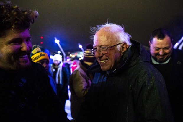 Подаци о прикупљеним донацијама демократа и Трампа