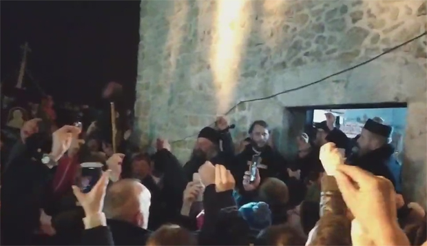 Народ очитао лекцију црногорским властодршцима: Беранци певају својој Црној Гори (ВИДЕО)