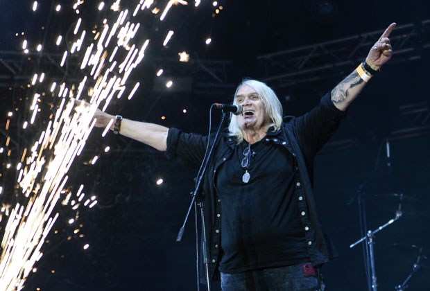 Рокерски дочек српске Нове године: Рибља чорба свира у Апатину