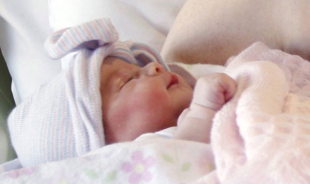 Родитељи оставили бебу да спава на балкону на -7 степени, дете умрло од хладноће