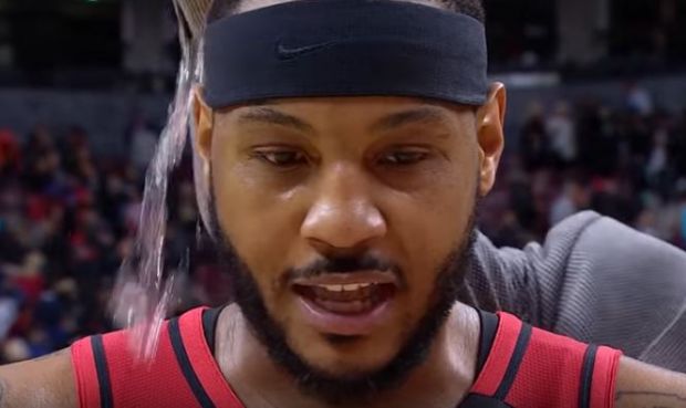 Нуркић, у преносу уживо, полио Ентонија водом (ВИДЕО)