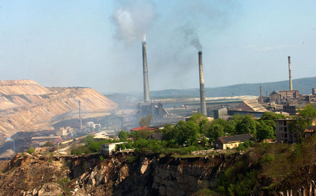 Обичан радник зарадио четири стана у Београду: Кинези зауставили систематско пљачкање РТБ Бор