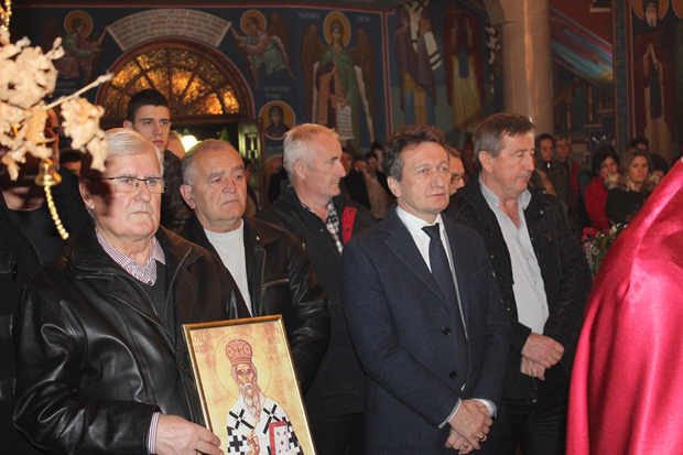 Свим срцем уз браћу: У Угљевику служен молебан за Србе у Црној Гори