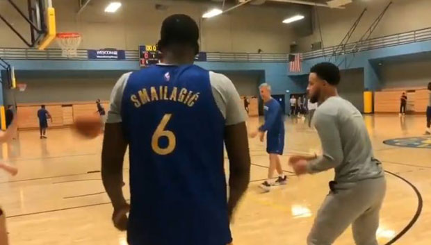 Српског центра обожавају у Голден Стејту: Грин у Смаилагићевом дресу тренирао са Каријем (ВИДЕО)