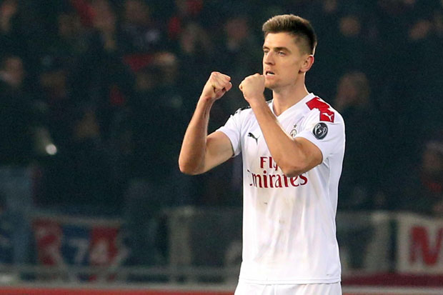 Мурињо тражи замену за Кејна: Пјонтек и Митровић опције