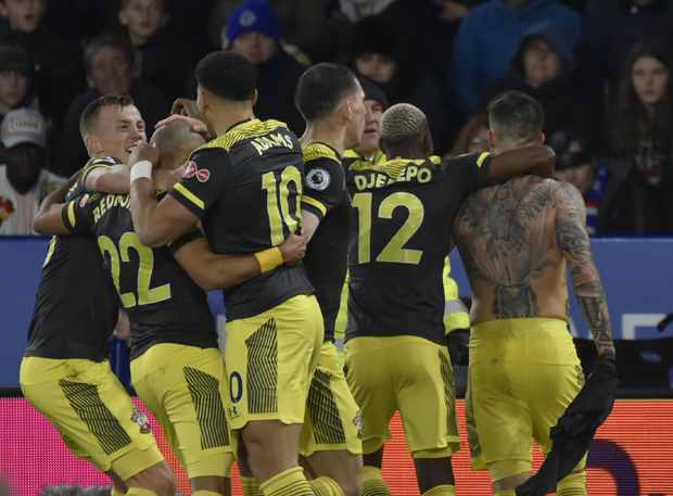 Саутемптон уз помоћ видео технологије срушио Лестер, Челси и Јунајтед убедљиви