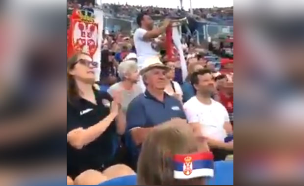 Подршка српским тенисерима: Марш на Дрину одјекује у Сиднеју (ВИДЕО)