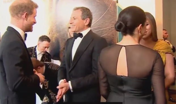 Снимак на коме Хари тражи посао у Дизнију за Меган (ВИДЕО)