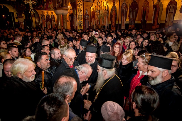 Безумље је када власт својата светиње: Амфилохије служио молебан у Саборном храму Христовог Васкрсења у Подгорици