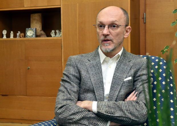 Ко је одговоран за то што се гушимо у смогу? Министар Триван најавио КАЗНЕ и указао на КРИВЦЕ