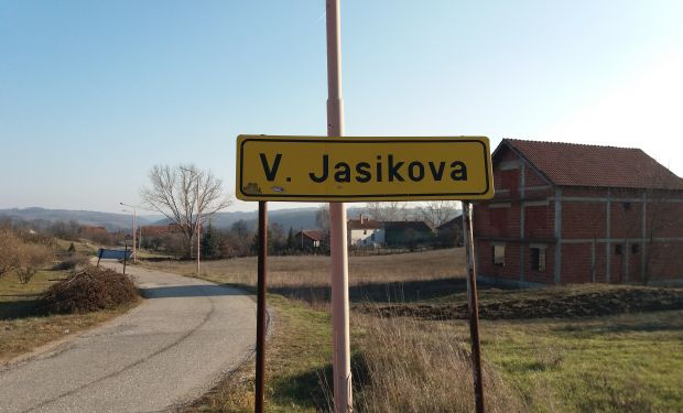 „Отац се није убио због дуга за струју, због тога сигурно није пресудио себи”: З. С. се обесио, а његов син каже да је тајну о смрти однео у гроб