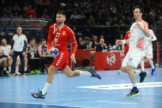 Илић разочаран елиминацијом са ЕП: За Србију играмо срцем, а други имају премије