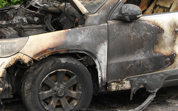 О ОВОЈ ПЉАЧКИ ЈОШ УВЕК СВИ ПРИЧАЈУ: Пронађен аутомобил којим је однет џак новца из Поштанске штедионице