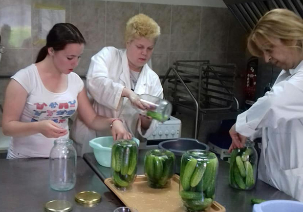 ОВА ШКОЛА ЈЕ НАЈУСПЕШНИЈЕ ПОЉОПРИВРЕДНО ДОМАЋИНСТВО: Ученици произведу све за своју исхрану