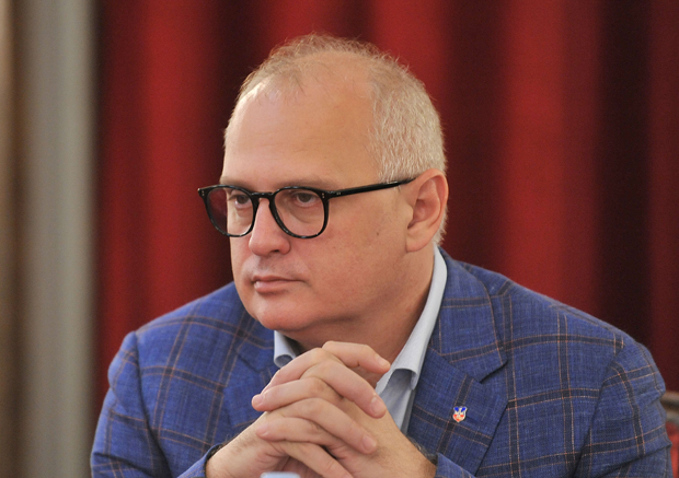 Весић Ђиласу: Бићеш одговоран ако се нешто деси мојој породици