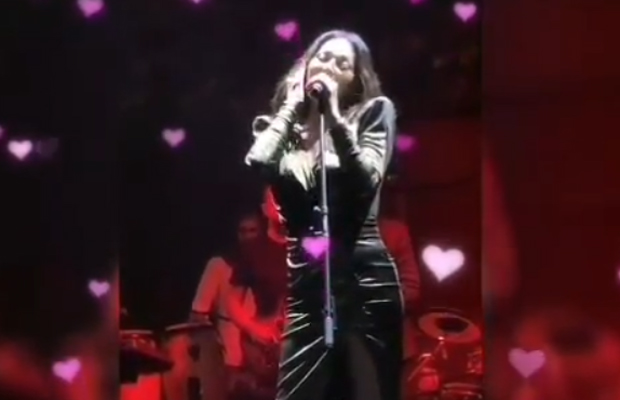 Огромна торта која светли и Цеца пева на увце: Ево како је Огњен Врањеш прославио 30. рођендан (ВИДЕО)