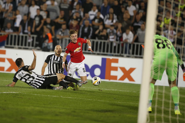 МАНЧЕСТЕРОВО ДЕТЕ НАДМУДРИЛО МИЛЕТИЋА: Погледајте грешку Партизановог репрезентативца (ВИДЕО)