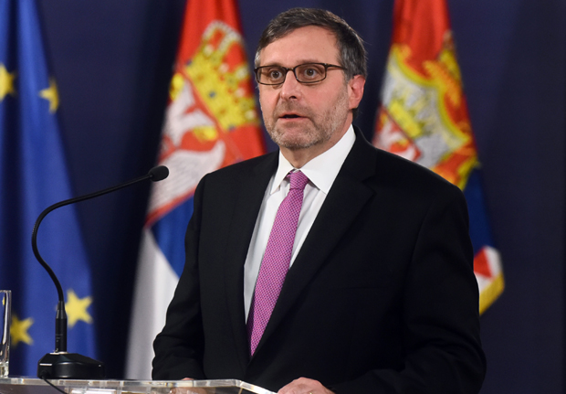 АМЕРИЧКИ ИЗАСЛАНИК ПРИТИСКА ПРИШТИНУ: Имате рок да се договорите са Београдом