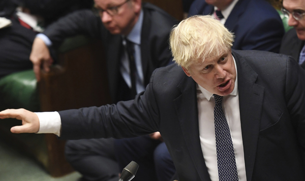 ПРОЦУРЕЛА ЏОНСОНОВА ДОКУМЕНТА О БРЕГЗИТУ: Британска најгора ноћна мора се остварује, права радника под велом тајне