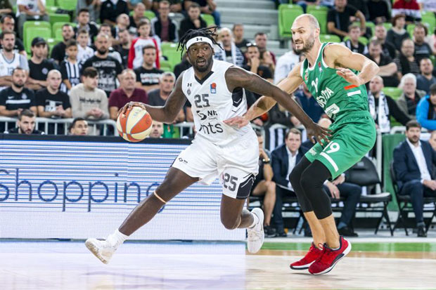 ЦЕДЕВИТА ОЛИМПИЈА И ДАЉЕ НЕПОРАЖЕНА: Симоновић и Цирбес срушили Партизан