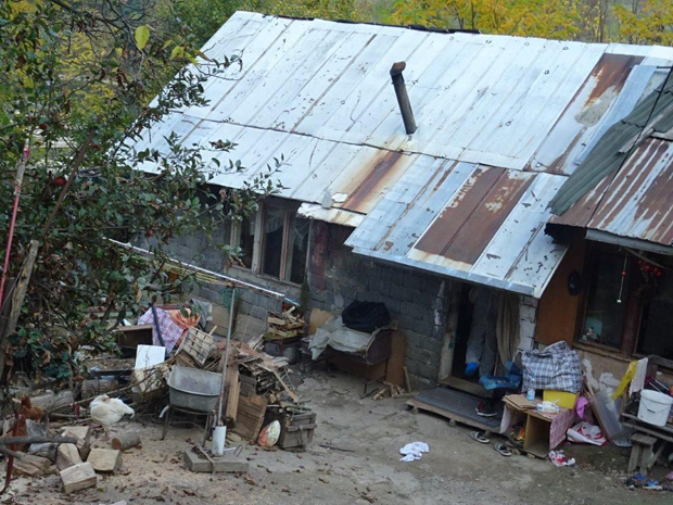 Глувонему старицу усмртили најближи, батинали до смрти због 5.500 евра