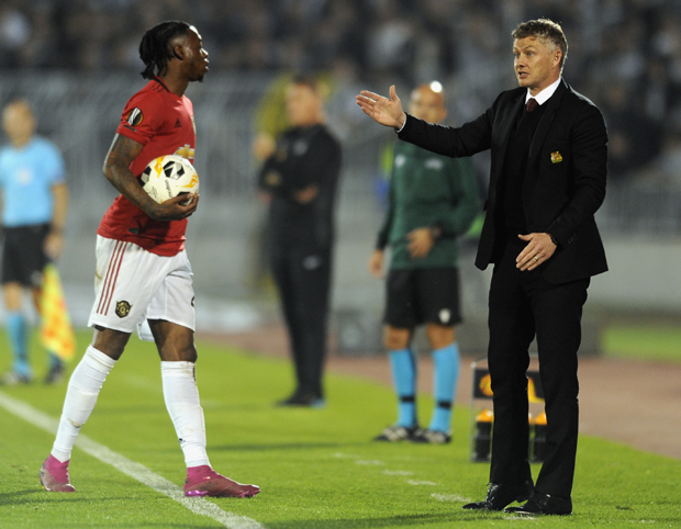 СОЛСКЈЕР ОДУШЕВЉЕН АТМОСФЕРОМ У ХУМСКОЈ: Такав амбијент не постоји у Премијер лиги