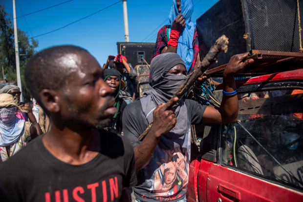 Двоје мртвих у протестима полицајаца на Хаитију