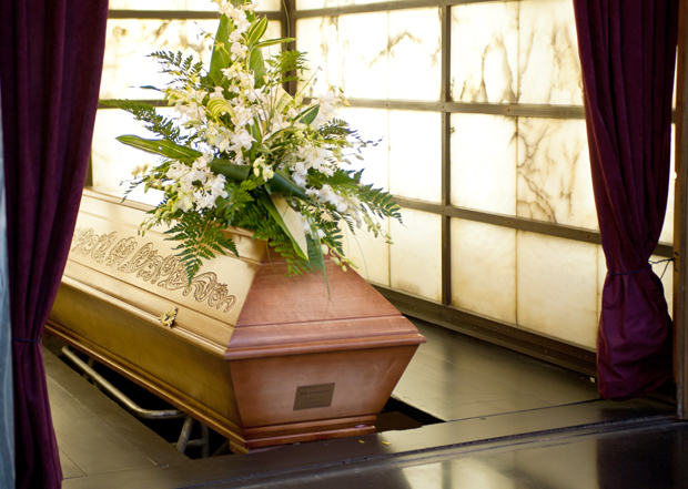 Обесио се због самоће и туге за родним Косметом: Детаљно испланирао самоубиство и сахрану, комшије и родбина у шоку