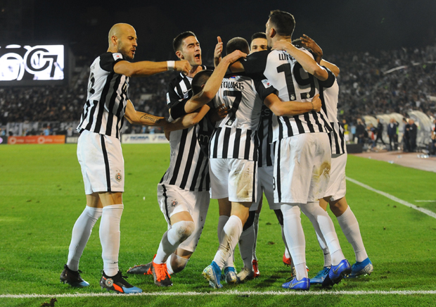 НОВИ ТЕРМИН ДЕРБИЈА НА СТАДИОНУ ЈНА: Уместо по мраку, играће се по дану