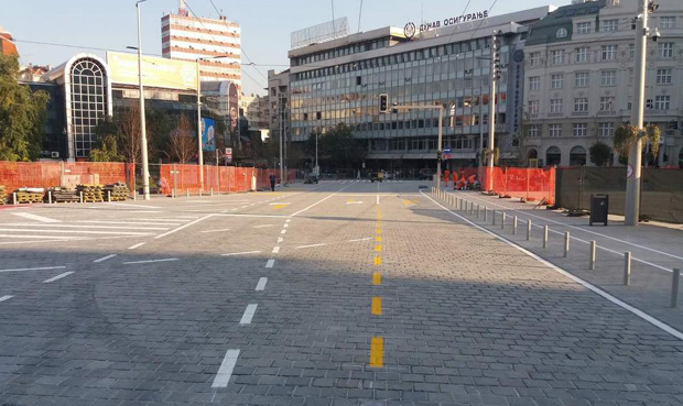 РОКОВИ НИСУ ПРОДУЖЕНИ: Радови на Тргу републике завршени, саобраћај од - 1. новембра